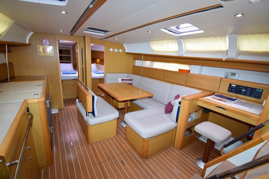 Sun Odyssey 44 i - photo 20