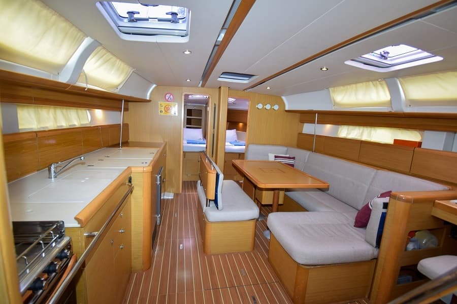 Sun Odyssey 44 i - photo 10