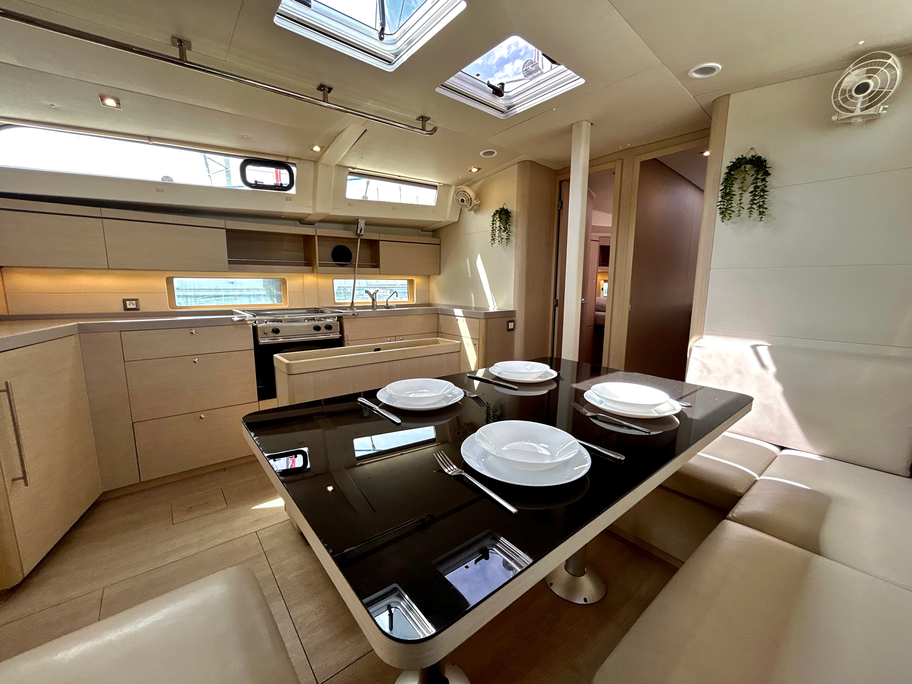 Oceanis 46.1 - photo 9