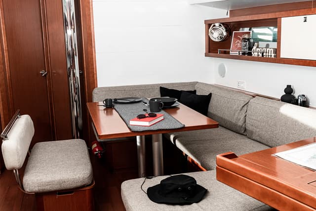 Oceanis 45 - photo 26