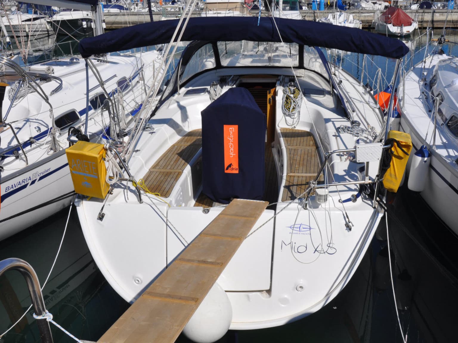 Bavaria 38 Cruiser - photo