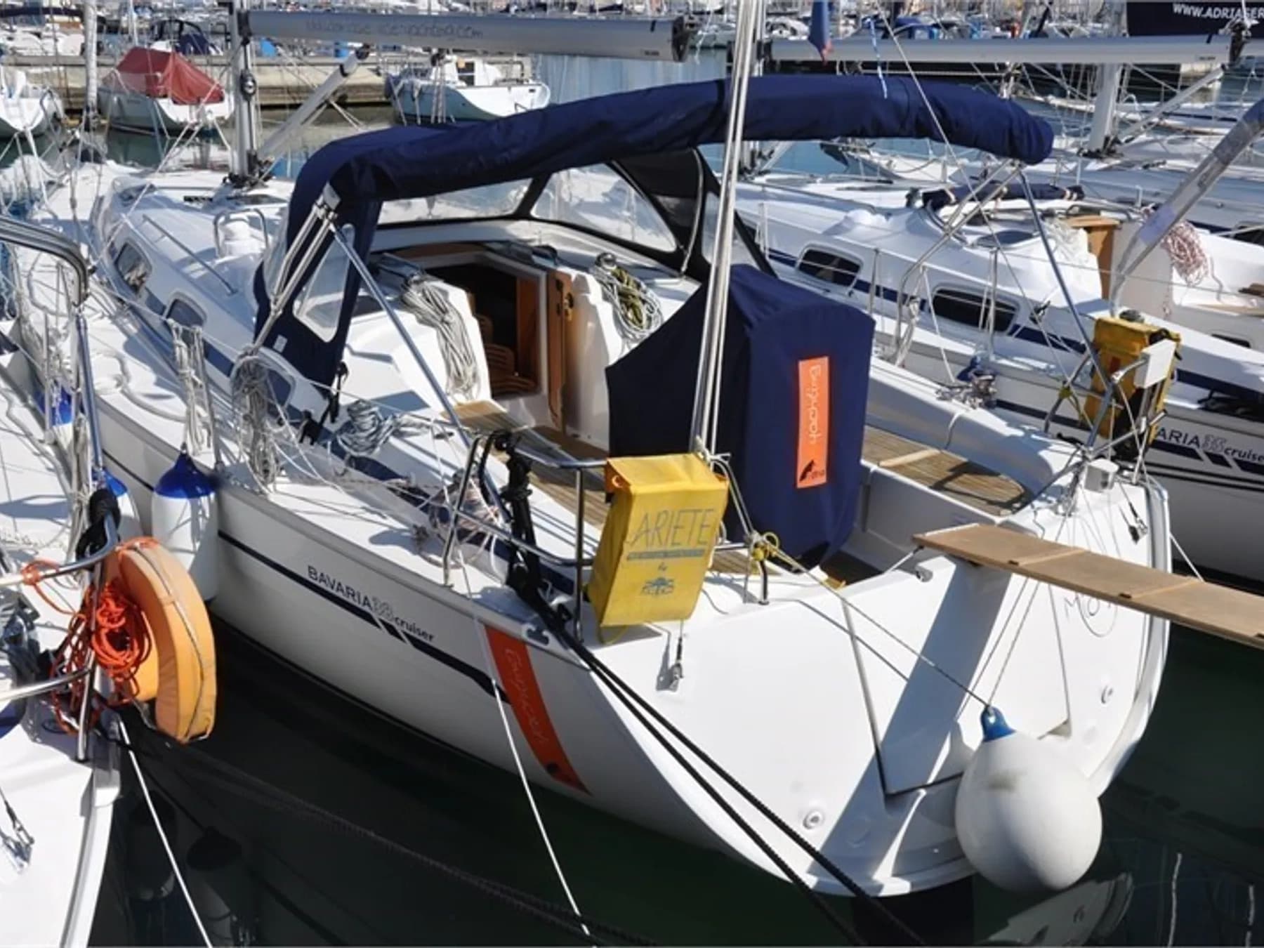 Bavaria 38 Cruiser - photo 4