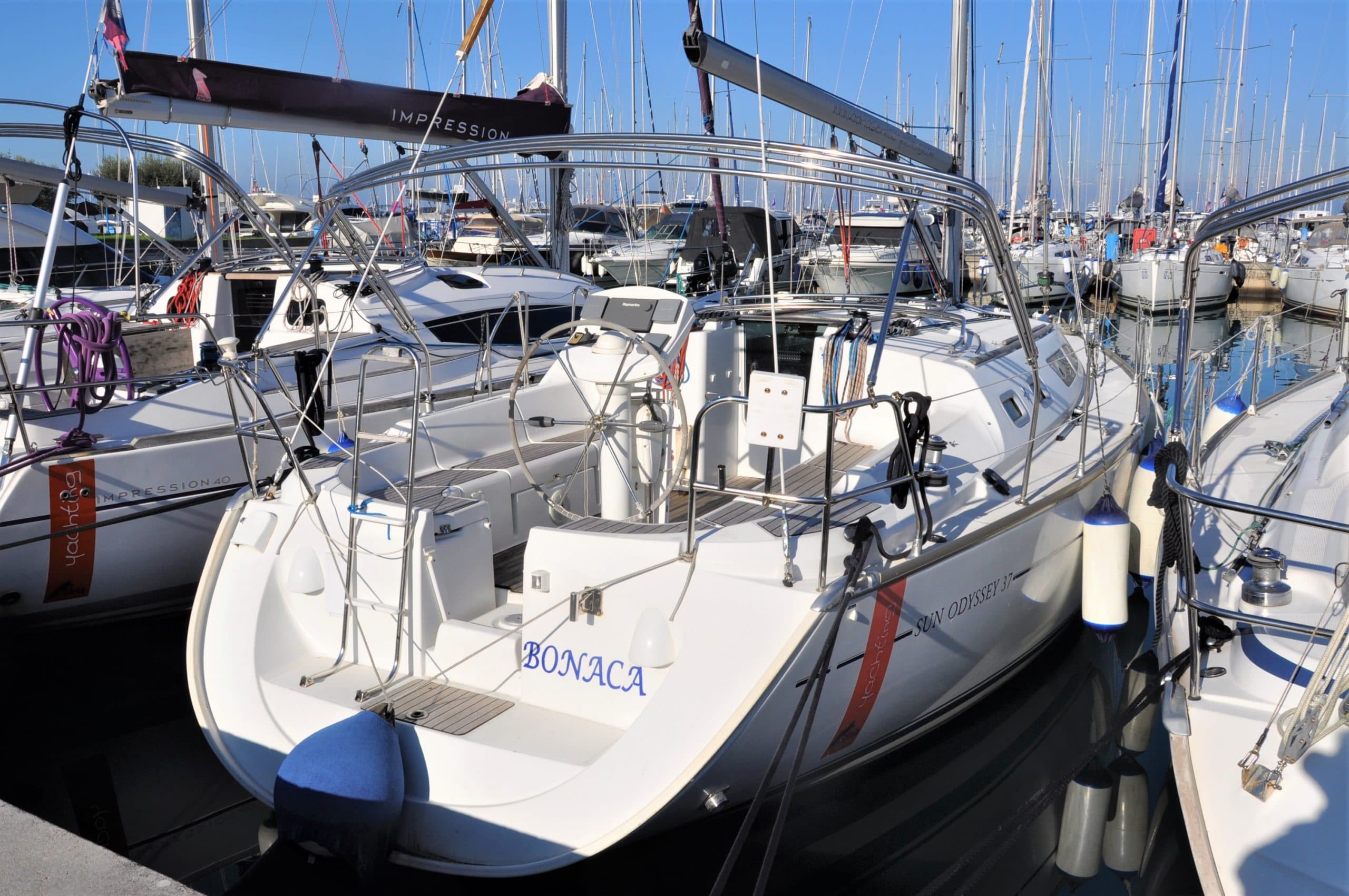 Sun Odyssey 37 - photo 6