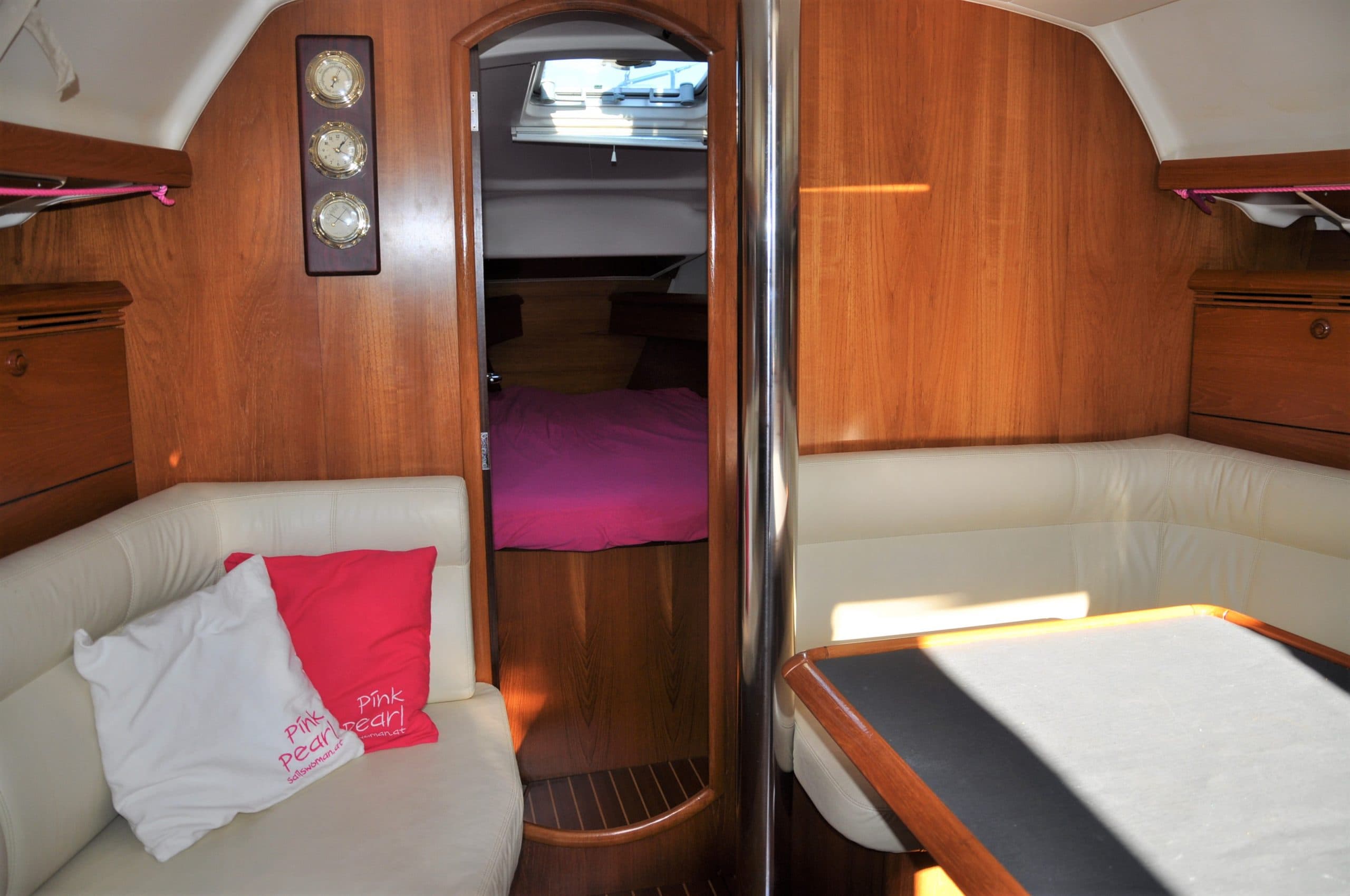 Sun Odyssey 37 - photo 4