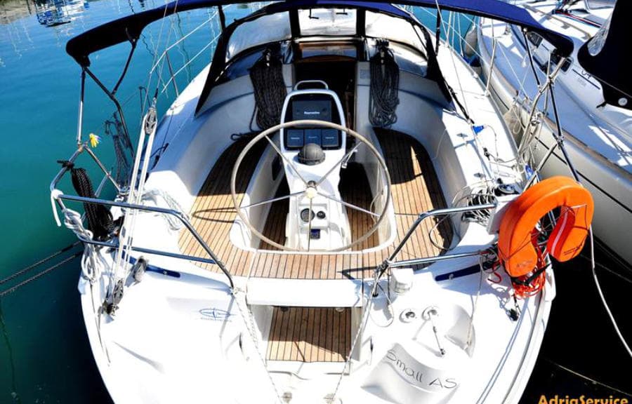 Bavaria 33 Cruiser - photo 5