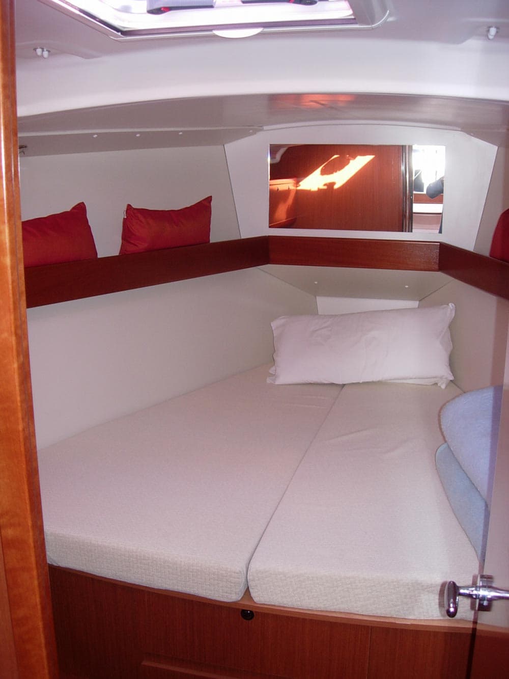 Oceanis 37 - photo 17