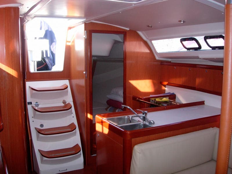 Oceanis 37 - photo 13