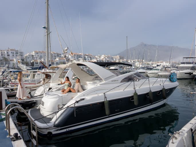 Fairlane Targa 43 - photo