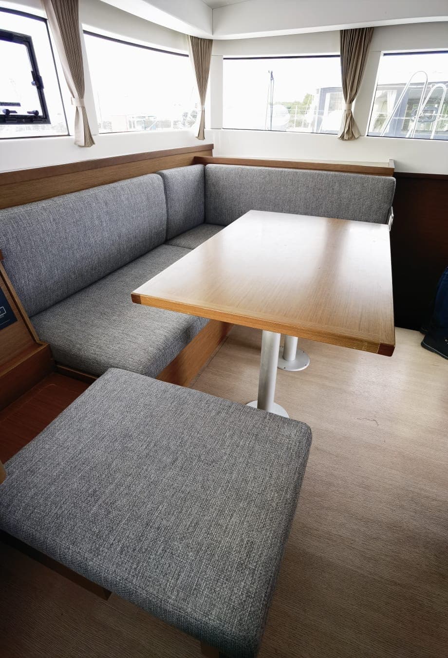 Lagoon 40 - photo 19