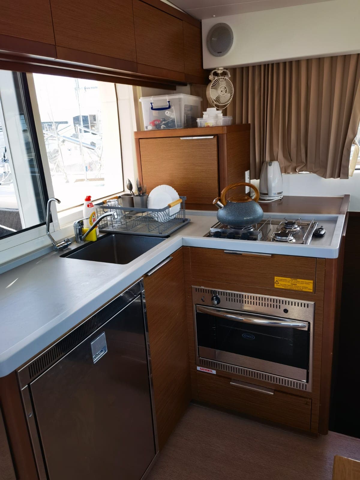 Lagoon 40 - photo 23