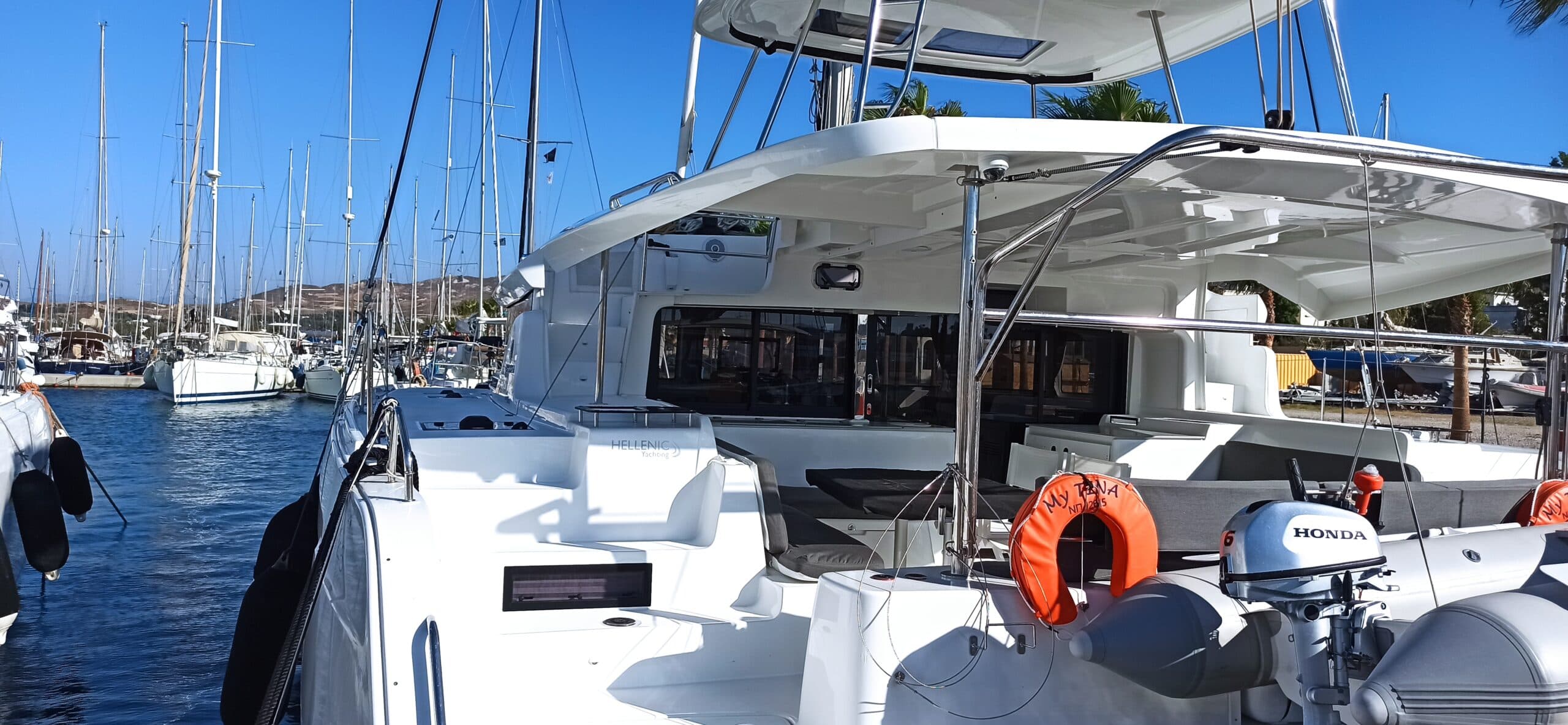 Lagoon 46  - photo 7