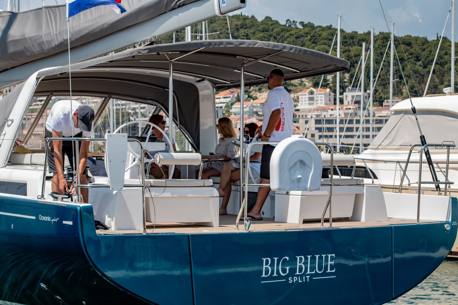 Oceanis Yacht 54 - photo 30