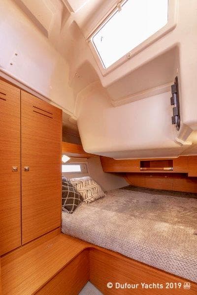Dufour 390 - photo 10