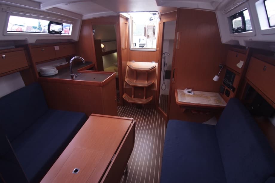 Bavaria Cruiser 33 - photo 6