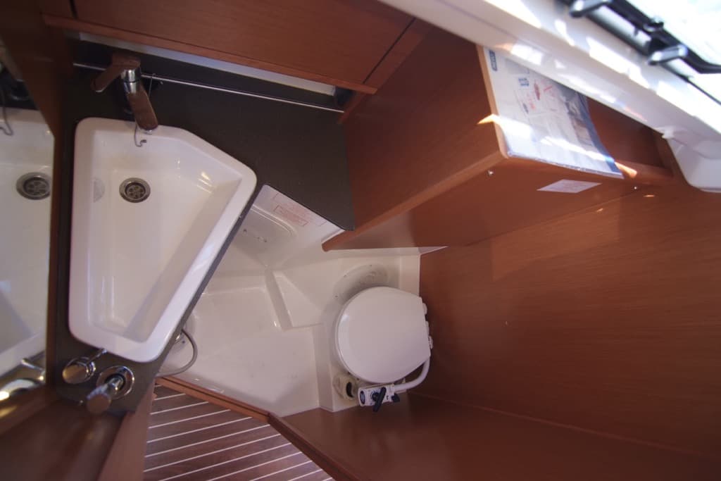 Bavaria Cruiser 34 - photo 7