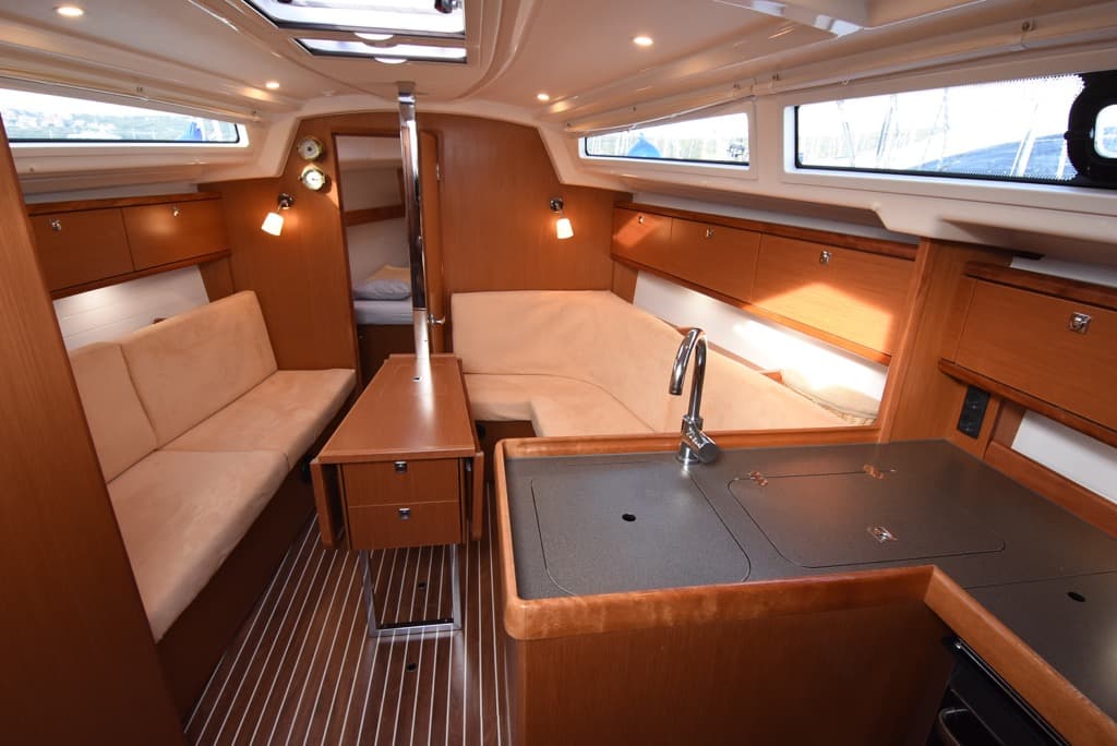 Bavaria Cruiser 34 - photo 5