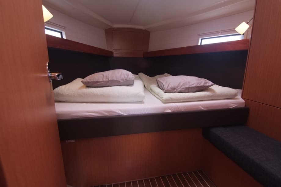 Bavaria Cruiser 37 - photo 10