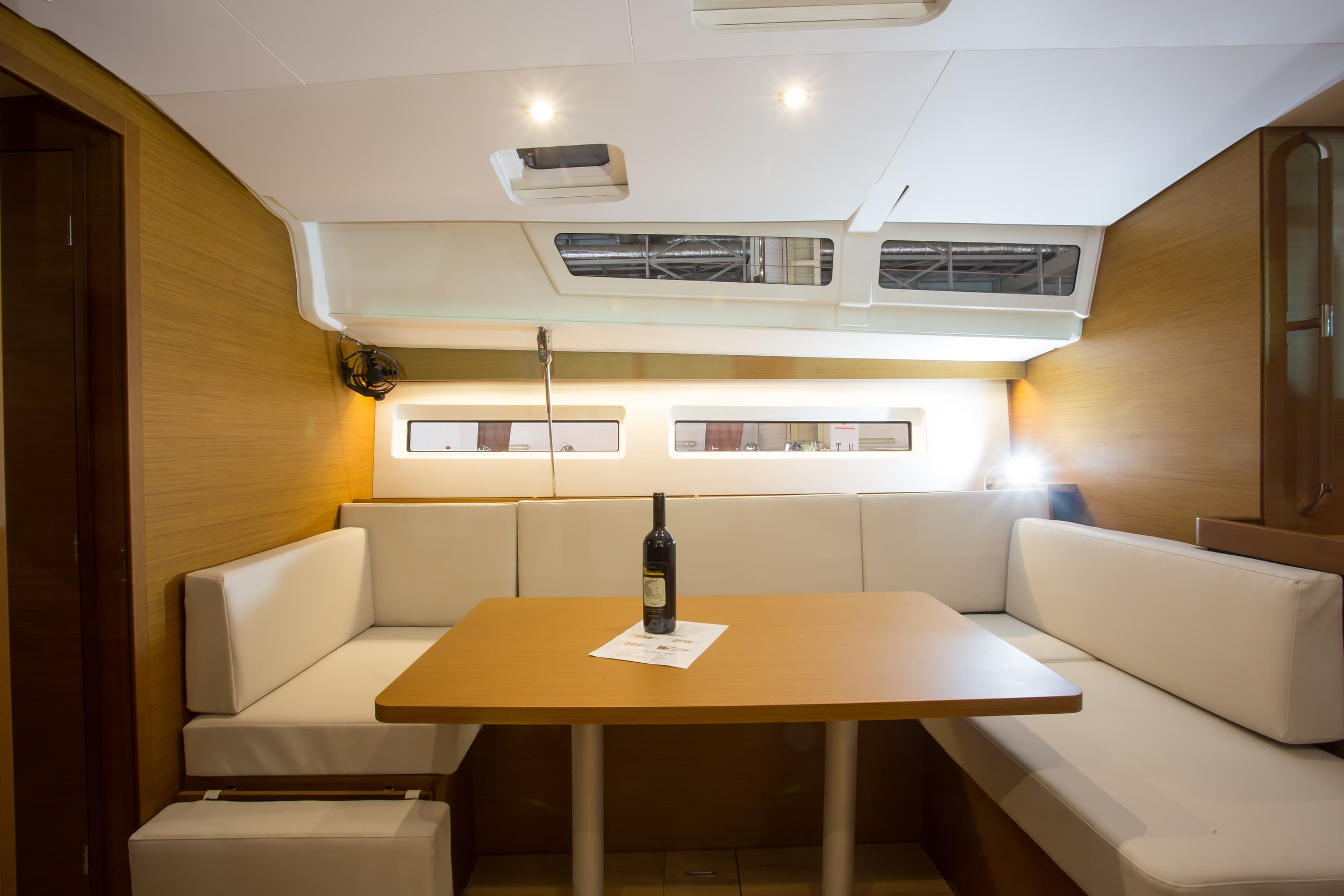 Sun Odyssey 490 - photo 20