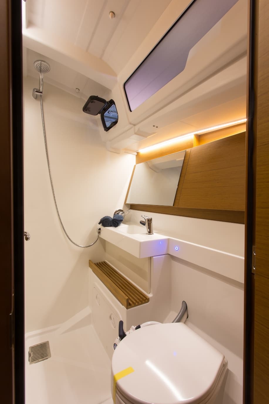 Sun Odyssey 490 - photo 18