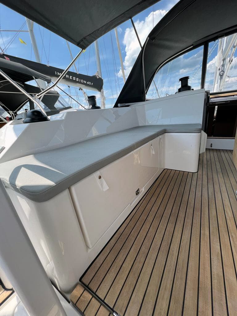 Bavaria C42 - photo 18