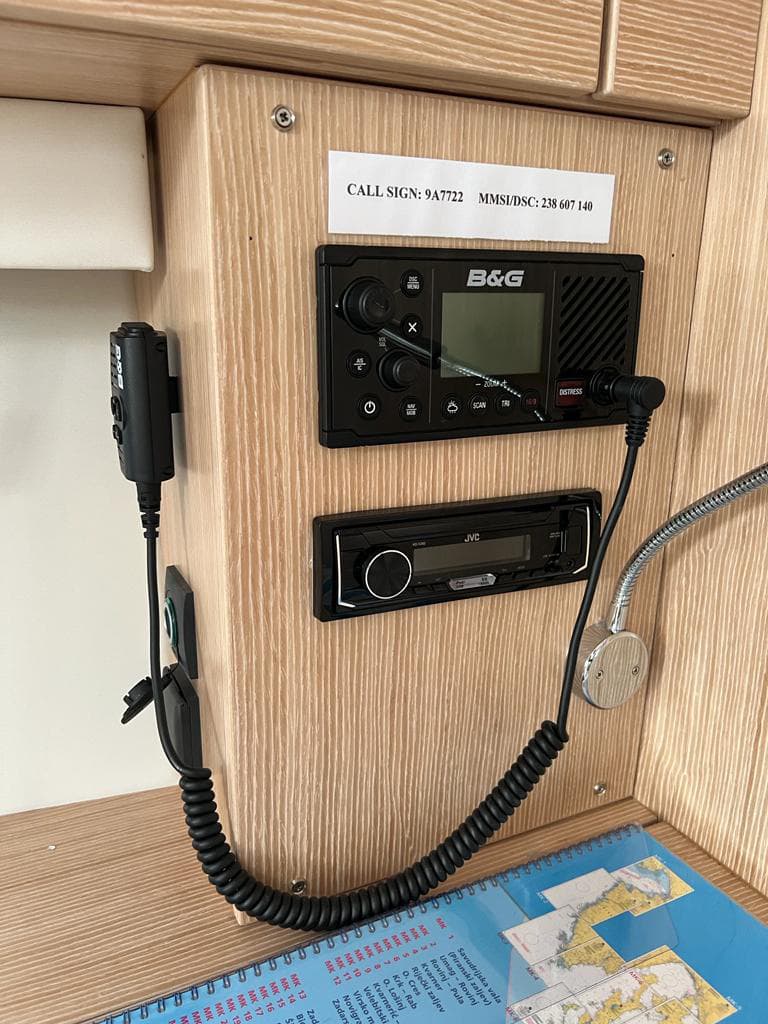 Bavaria C42 - photo 28