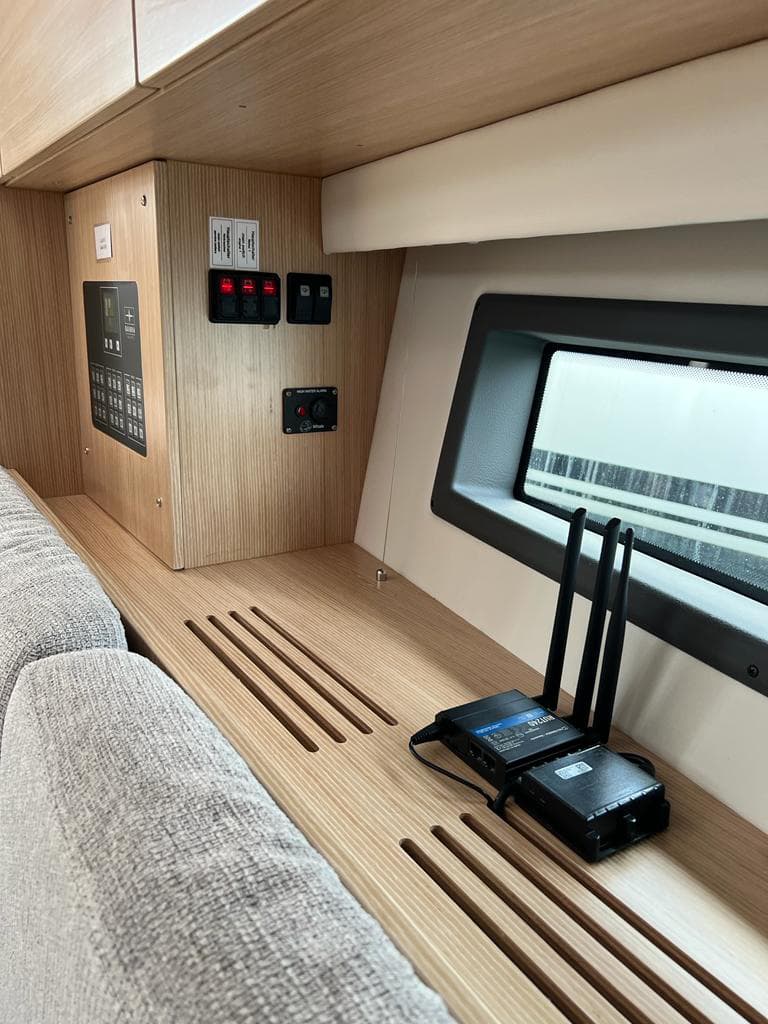 Bavaria C42 - photo 5