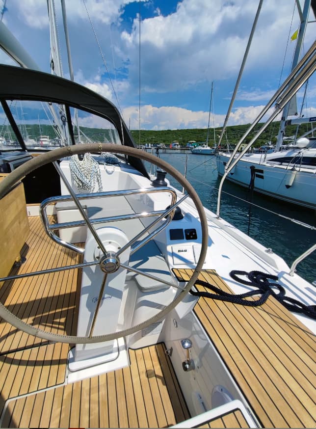 Bavaria C42 - photo 46