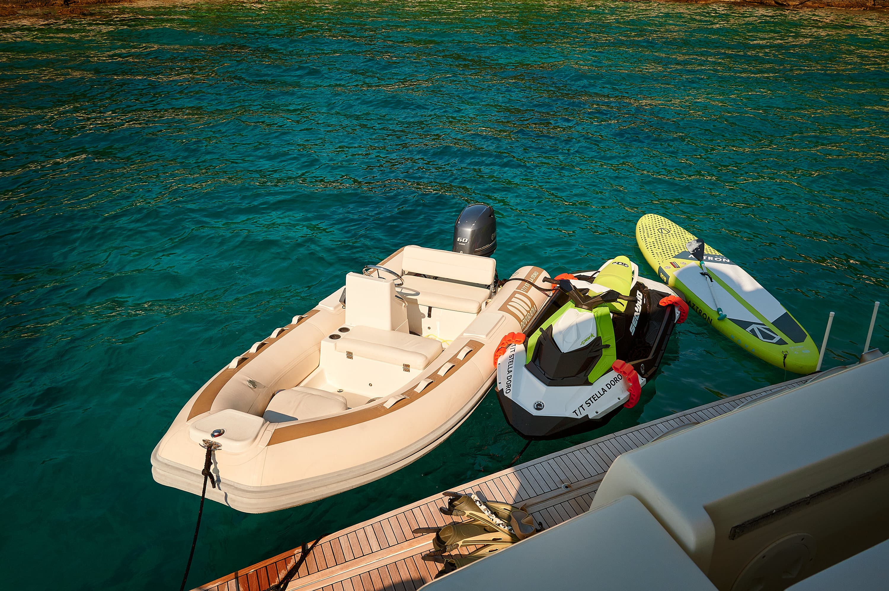 Ferretti 730 - photo 14