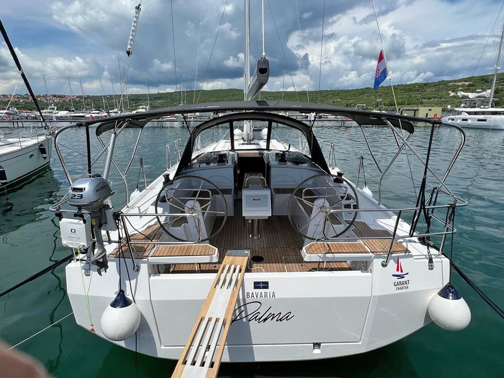 Bavaria C42 - photo 14