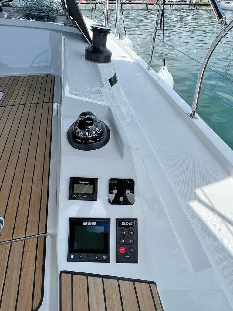 Bavaria C42 - photo 19