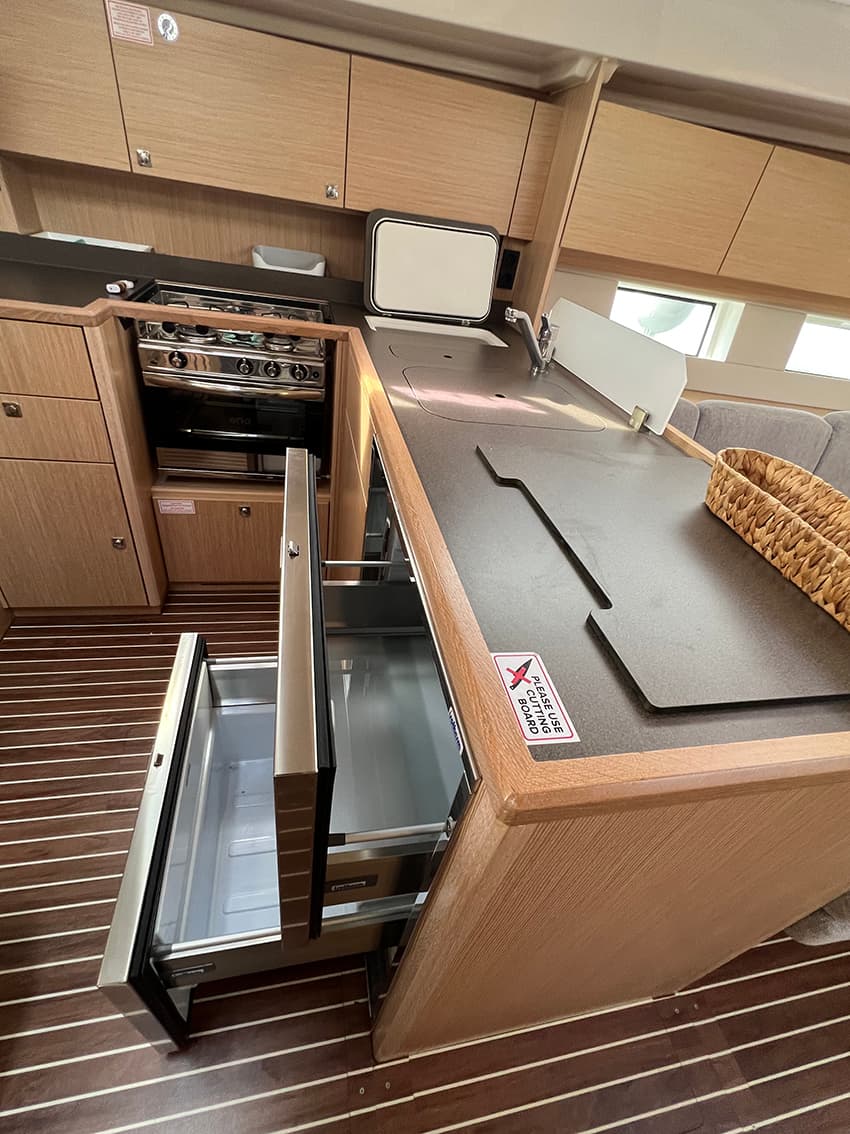 Bavaria C45 Style - photo 8