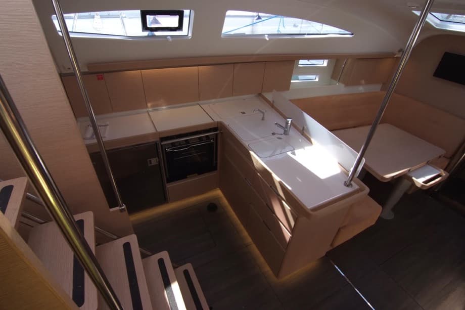 Elan Impression 45 - photo 12