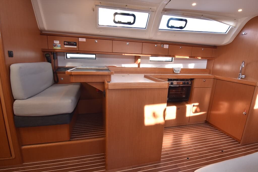 Bavaria Cruiser 51 - photo 10