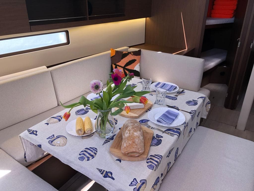 Oceanis 40.1 - photo 14