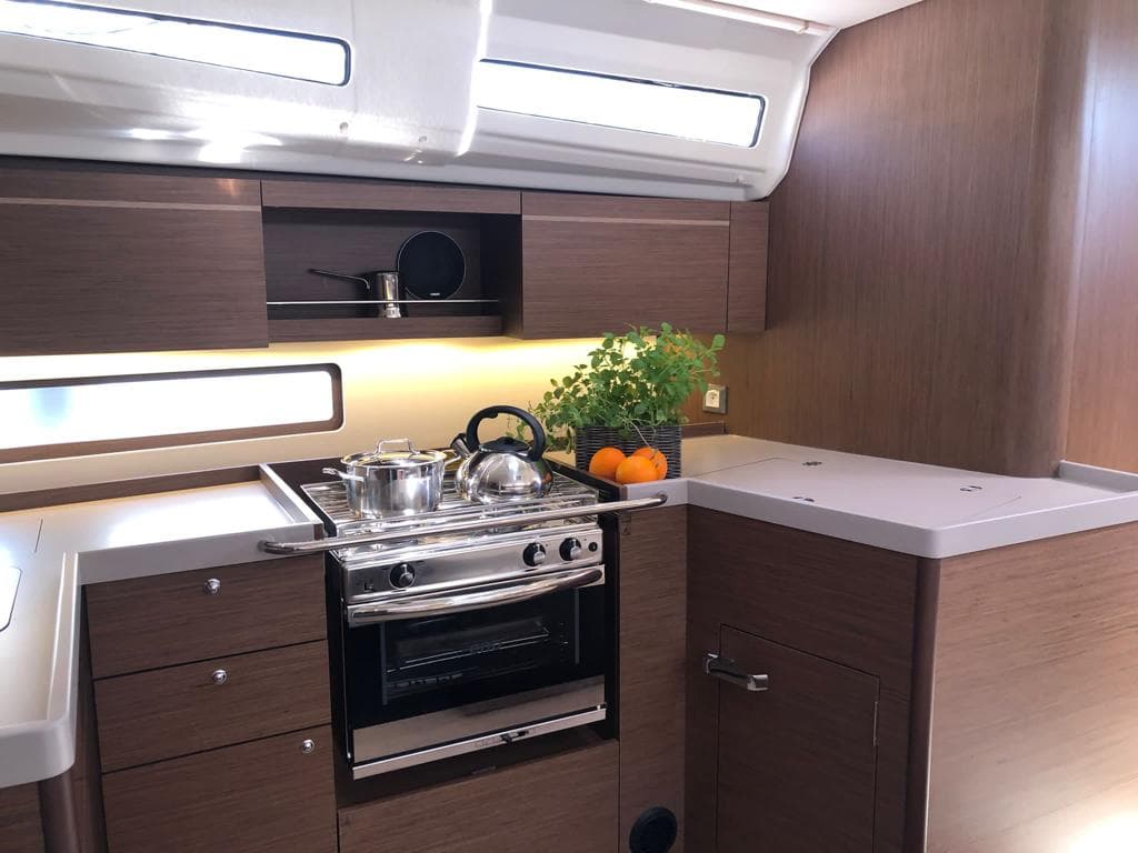 Oceanis 40.1 - photo 5