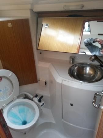 Sun Odyssey 36i - photo 24