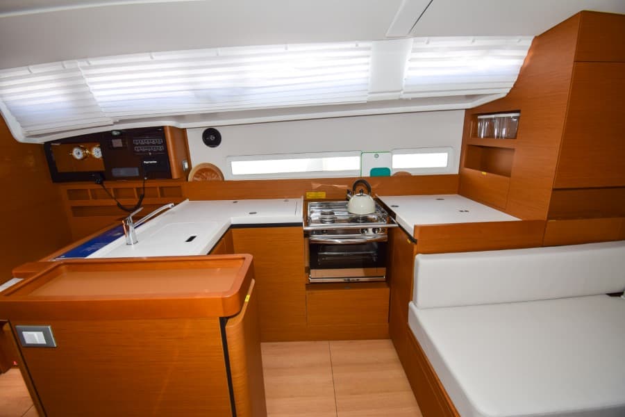 Sun Odyssey 410 - photo 47