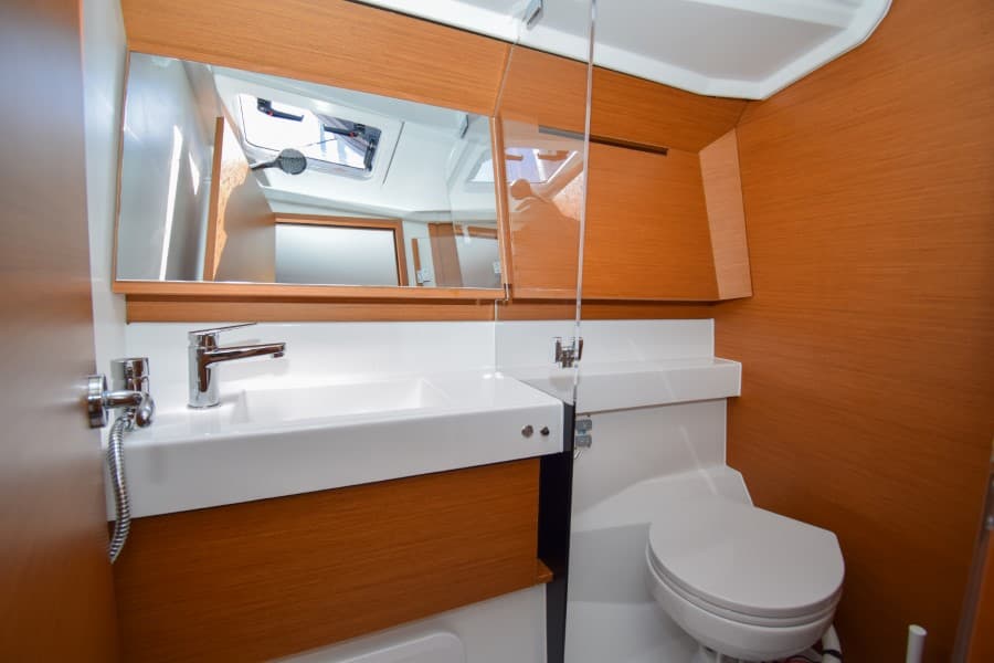 Sun Odyssey 410 - photo 7