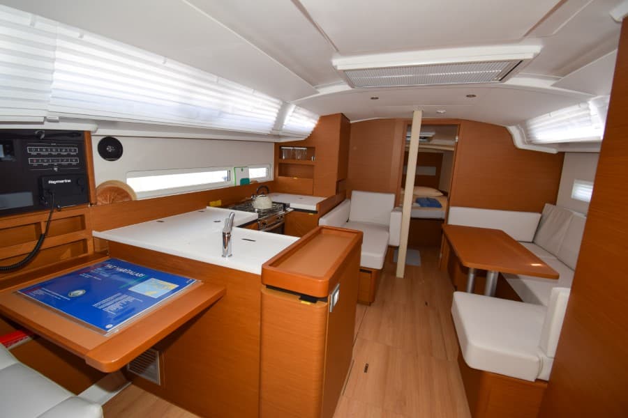 Sun Odyssey 410 - photo 19