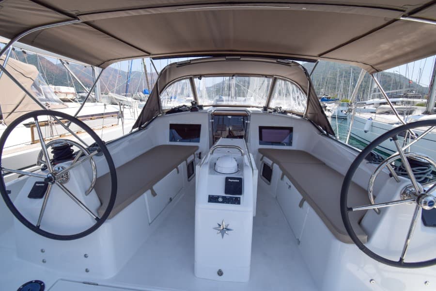 Sun Odyssey 410 - photo 17