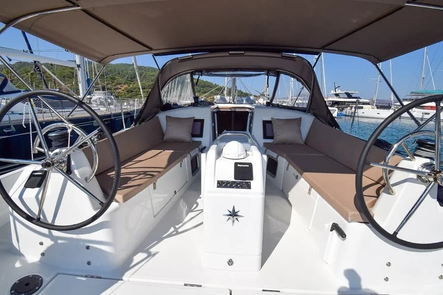 Sun Odyssey 410 - photo 12