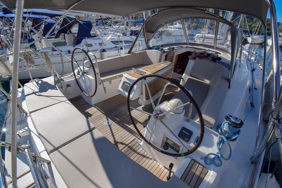 Oceanis 40 - photo 19