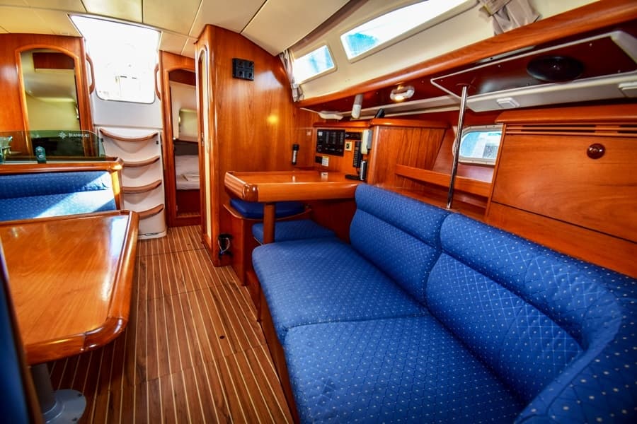 Sun Odyssey 37 - photo 9