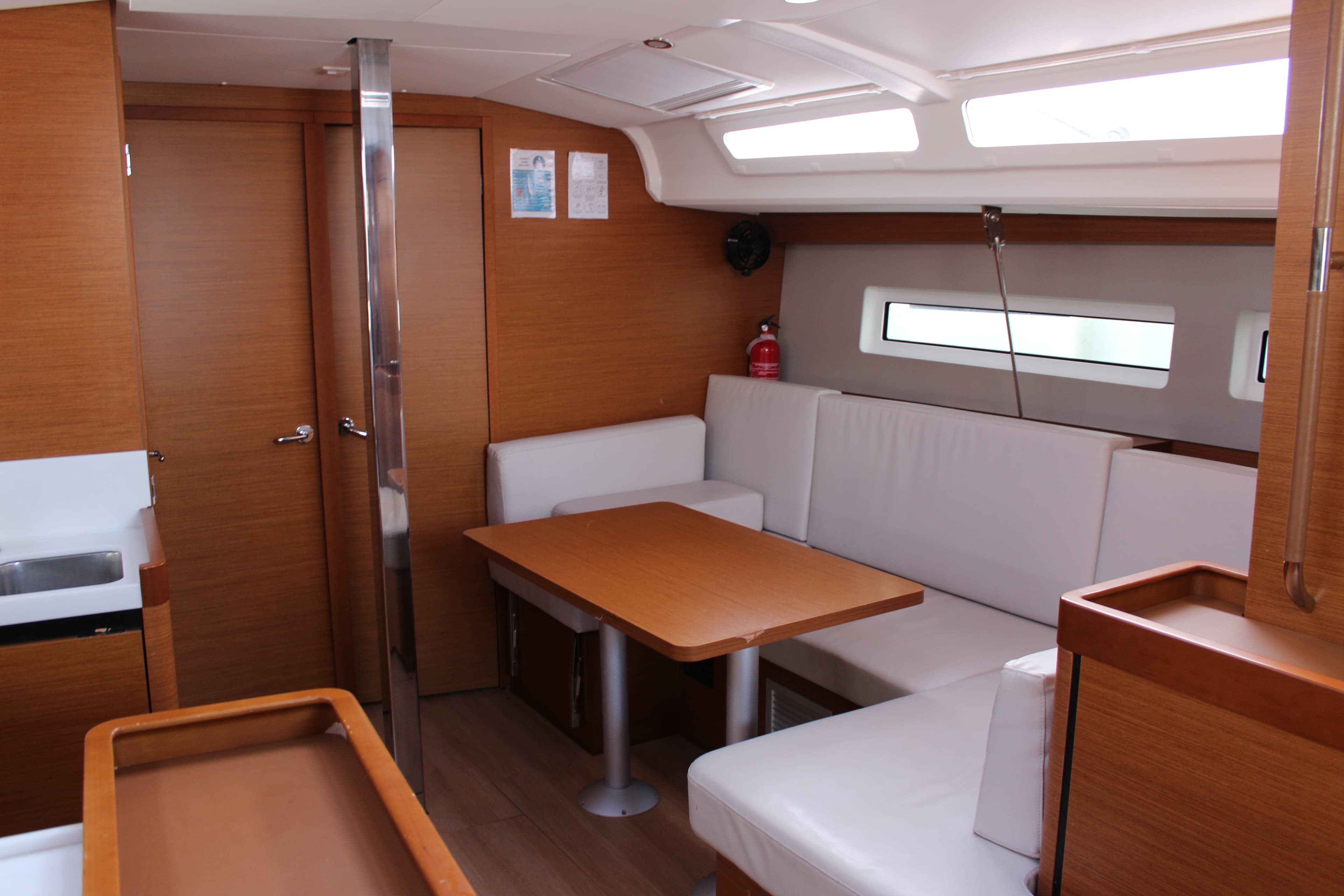Sun Odyssey 440 - photo 11