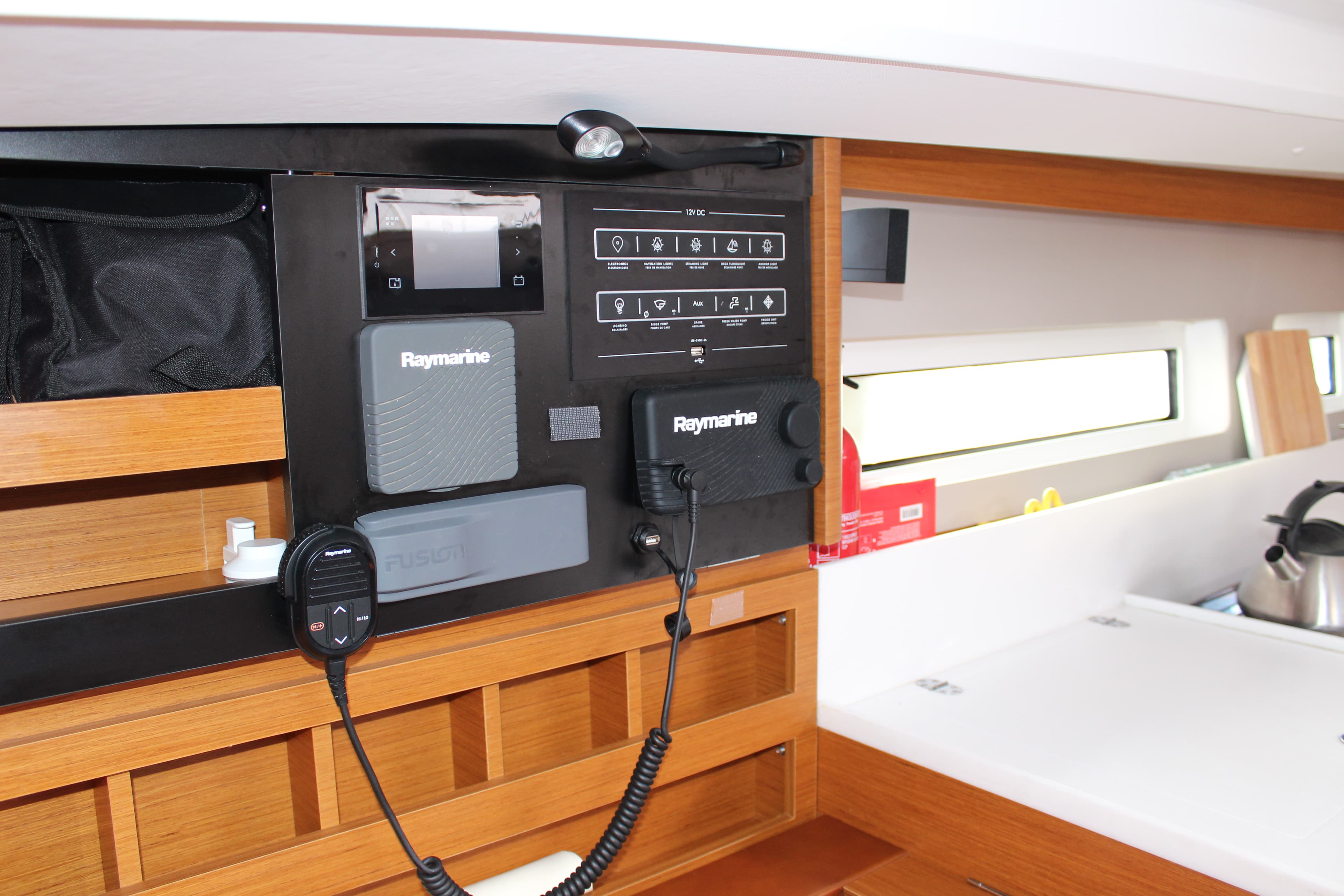 Sun Odyssey 440 - photo 4