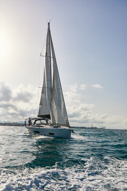 Dufour 470 - photo 10