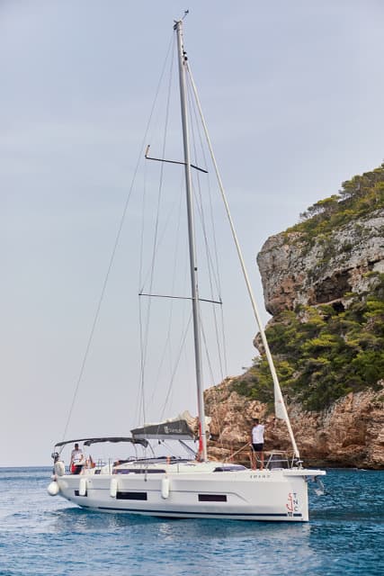 Dufour 470 - photo 8