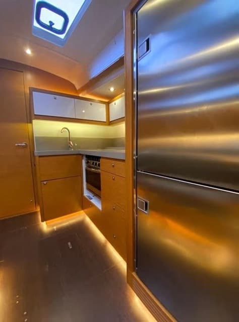 Dufour 470 - photo 12