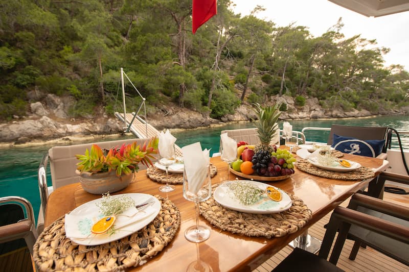 Motoryacht - photo 11