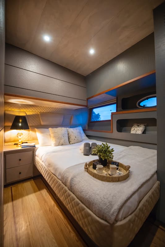 Motoryacht - photo 10